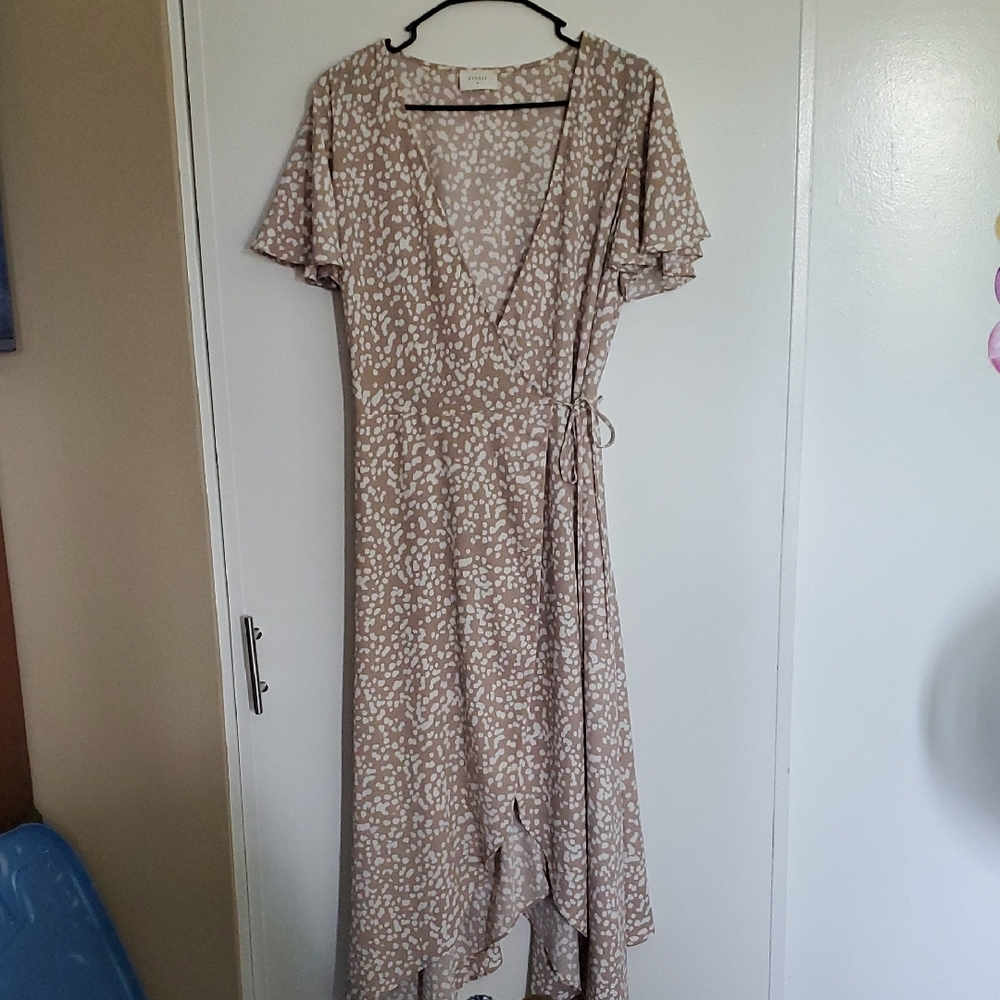 Everly Beige Patterned High Low Dress